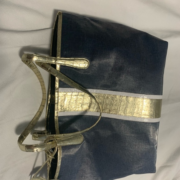 Nancy Gonzalez tote bag - Picture 3 of 5